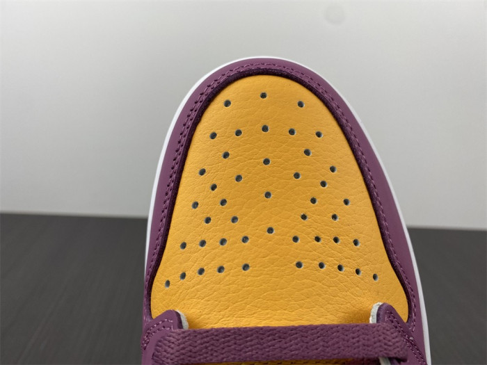 Air Jordan 1 High OG “Brotherhood” 555088-706