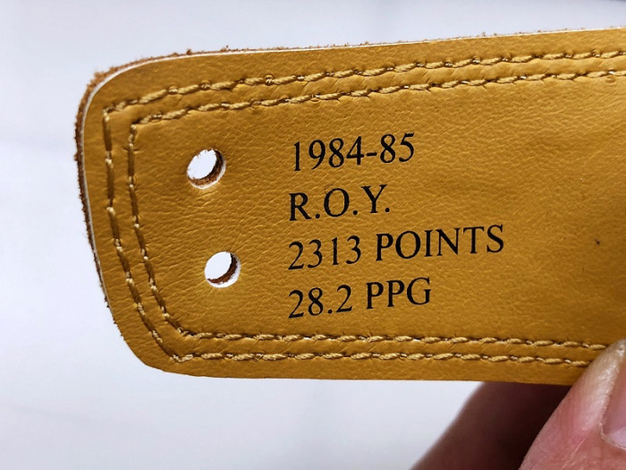 Air Jordan 1 Retro High OG “Rookie of the Year” 555088-700