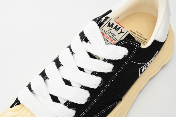 MIHARA YASUHIRO Black And White Characters MMY-029