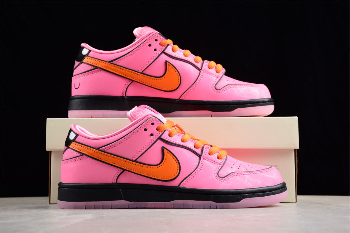 The Powerpuff Girls x Nk SB Dunk Low FD2631-600