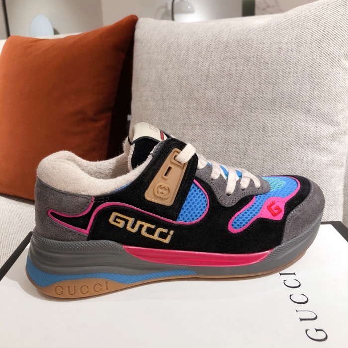 G*u*i mid sneaker